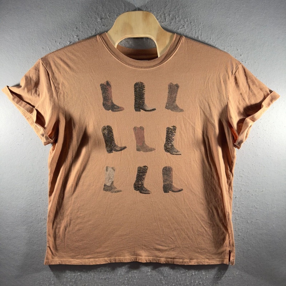 3198 | Maurices Western Cowboy Boot Graphic Tee Brown Women XL